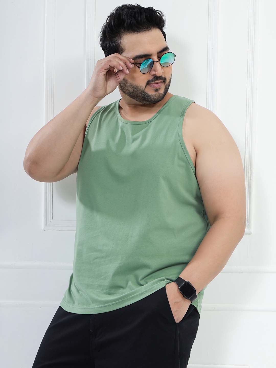 Pistachio Solid Tank